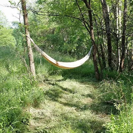 Сasa de vacaciones In The Ardeche, Private, Peaceful Near River *